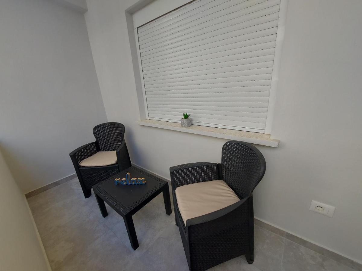 Venus'S Apartment Vlore Luaran gambar